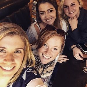 Meet your Posher, Danielle