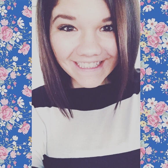 Meet your Posher, Hannah