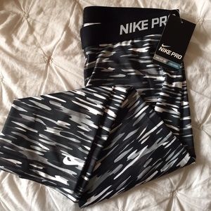 (New) Nike pro leggings