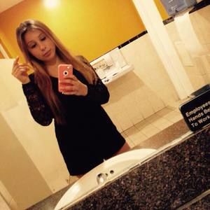 Meet your Posher, Melanie