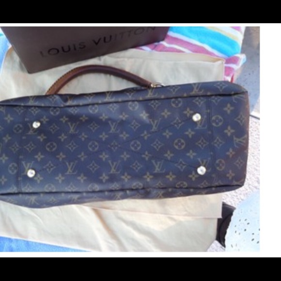 Louis Vuitton GM (large) Artsy Hobo bag - Picture 3 of 4