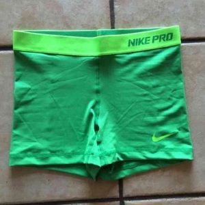 nike pros