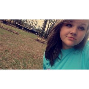 Meet your Posher, Katelyn