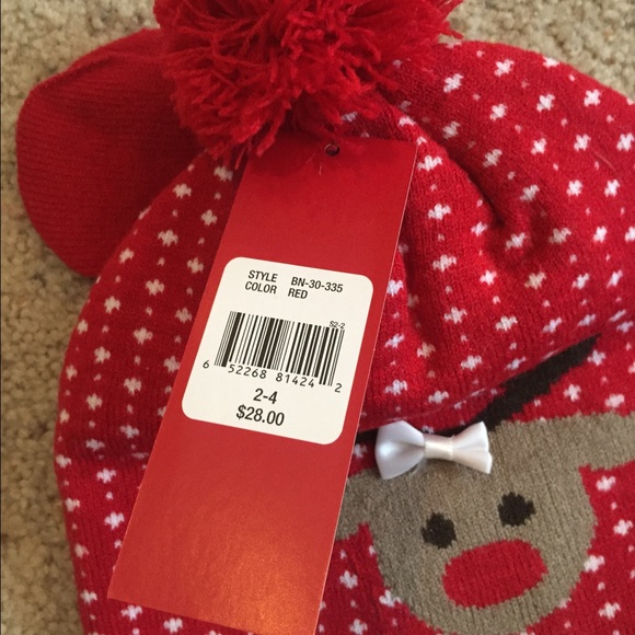 Toddler hat and mittens - Picture 2 of 2