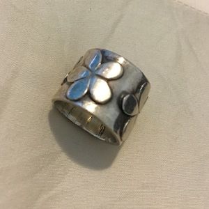 Silver ring size 8