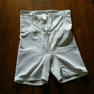 Body shaper