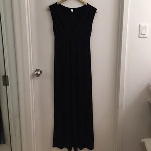 Black maxi dress