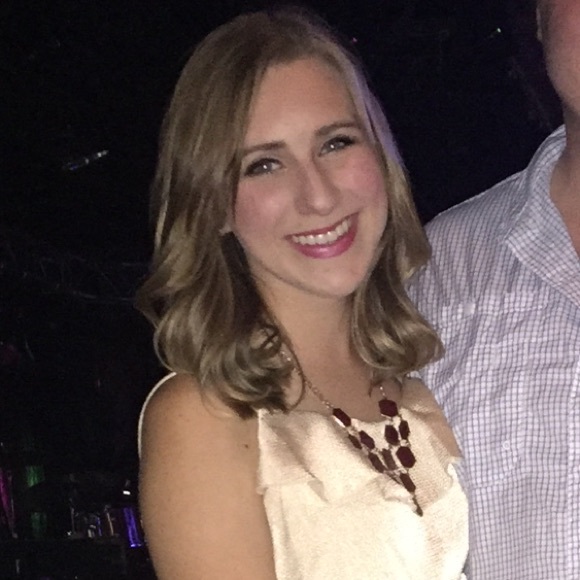 Meet your Posher, Brooke