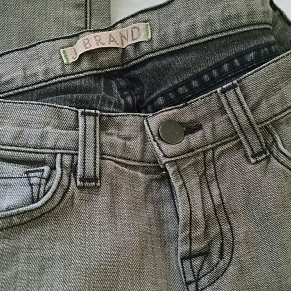 J Brand Jeans - Picture 2 of 5