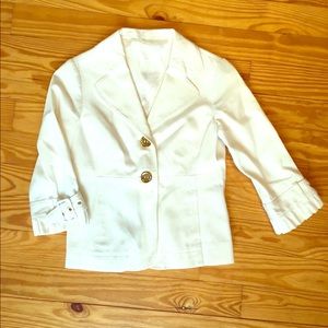 Adorable white blazer
