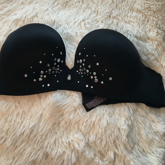 Victoria's Secret bombshell miraculous bra 32B