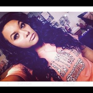 Meet your Posher, Alexis