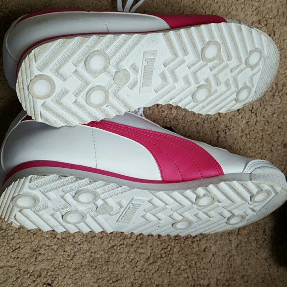 Puma - Picture 2 of 2