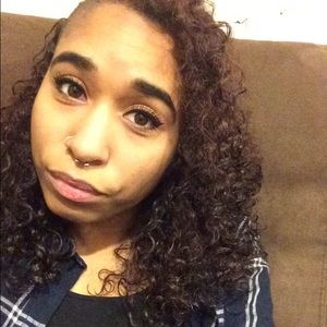 Meet your Posher, Kyra