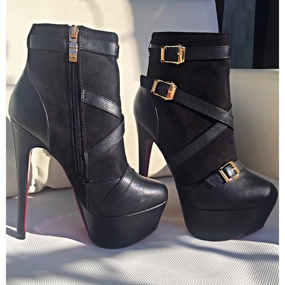 SIZE 5.5 LEFT Fuchsia Sole Platform Heel Boot - Picture 3 of 4