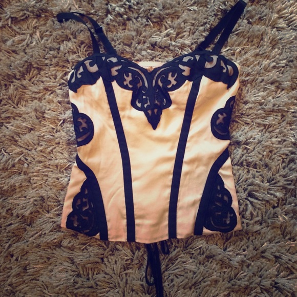 Bebe S Top