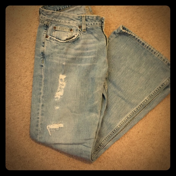 BKE Distressed 1967 name. suze 10