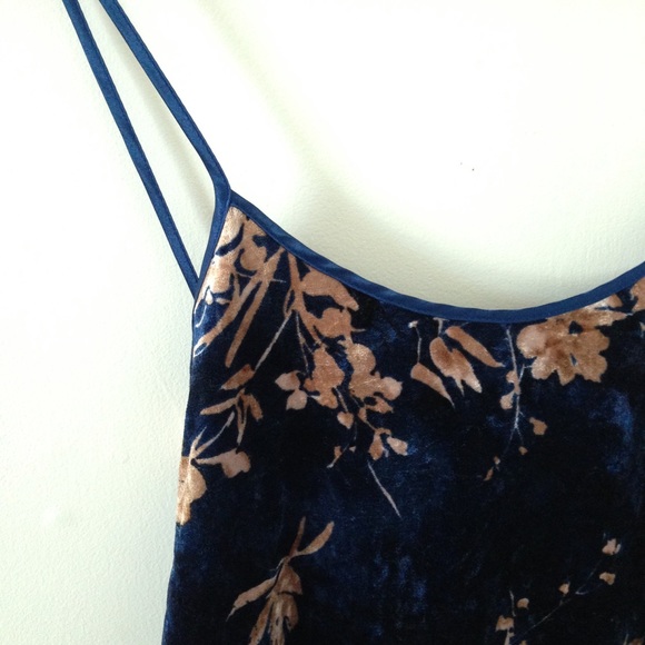 Topshop Dresses & Skirts - Velveteen Mini Dress