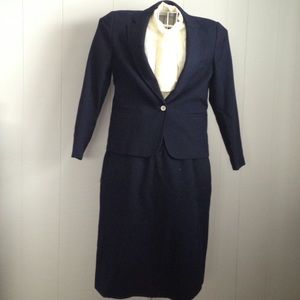 Evan-Picone wool business suit, navy blue