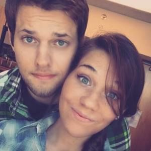 Meet your Posher, Mara