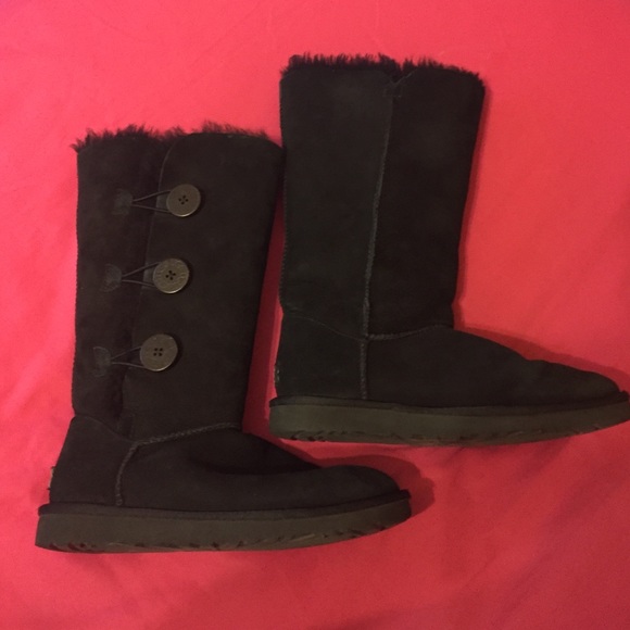Black Bailey Button UGG Boots