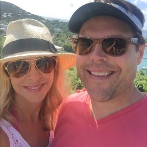 Meet your Posher, Robin