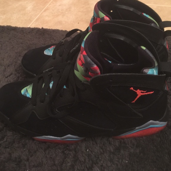 Air Jordan retro 7's (MARVIN THE MARTIAN) - Picture 3 of 4