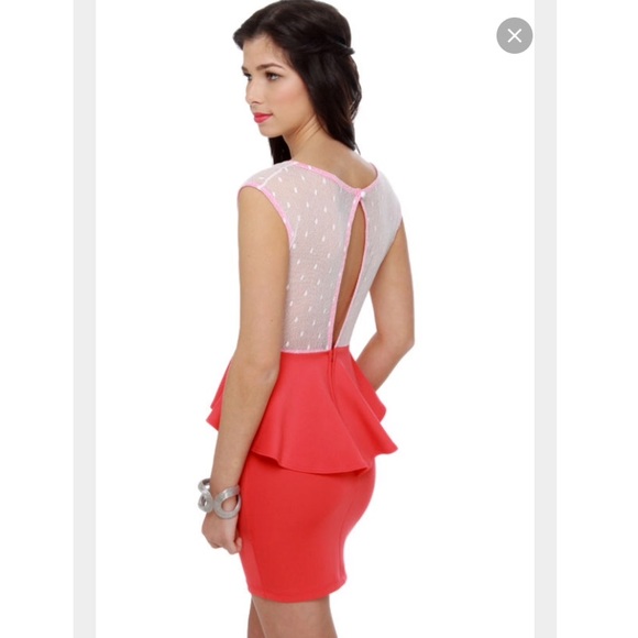 Lulus coral peplum dress - Picture 2 of 3