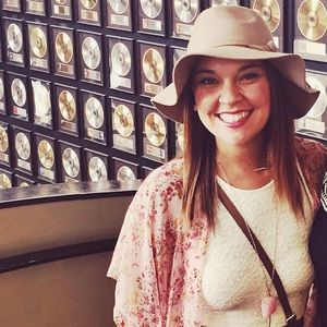 Meet your Posher, Kaylee