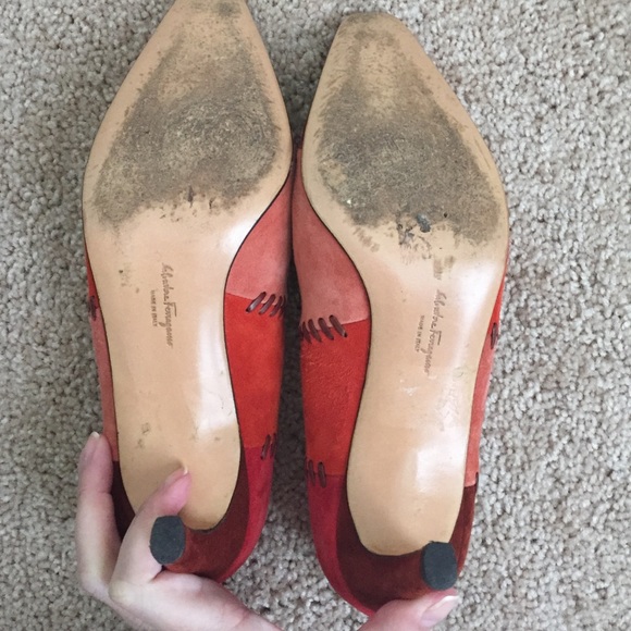 SOLD!!!!  Auth Salvatore Ferragamo heels. MINT! - Picture 4 of 4