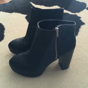H&M Black Faux Leather Zipper Booties