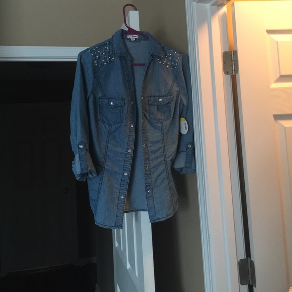 Denim shirt