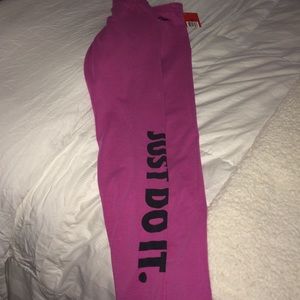 Sold! Nike Just Do It Leggings