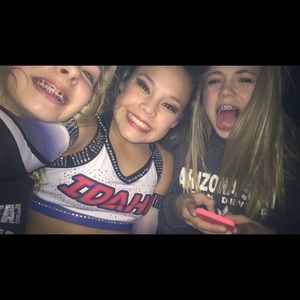 Meet your Posher, Avery