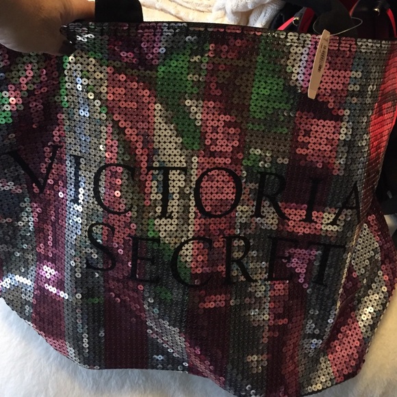Victoria's Secret Handbags - Vicitoria's Secret sequin tote