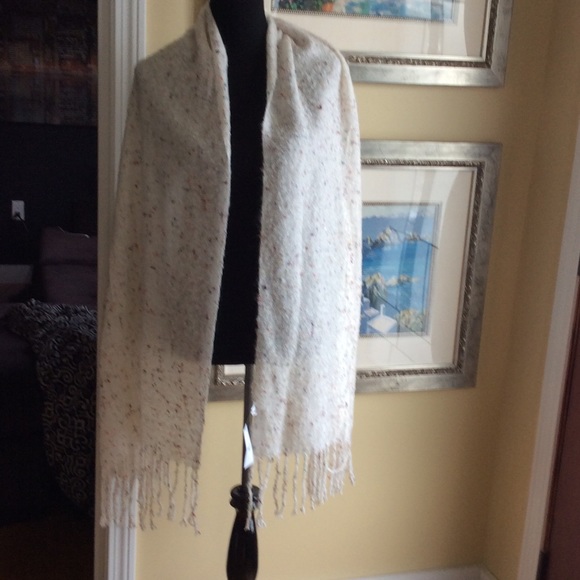 Long Oblong Scarf - Picture 2 of 3