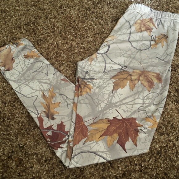 God's country camo leggings