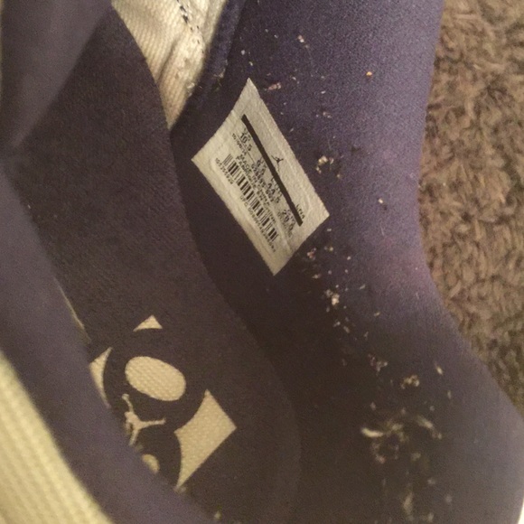 Air Jordan 11's - Picture 4 of 4