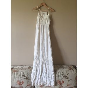 Floor Length White Maxi Dress Size S Lace