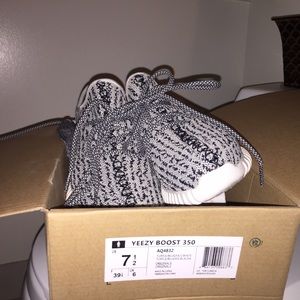 WORN ONCE Yeezy Boosts size 7.5 Women.