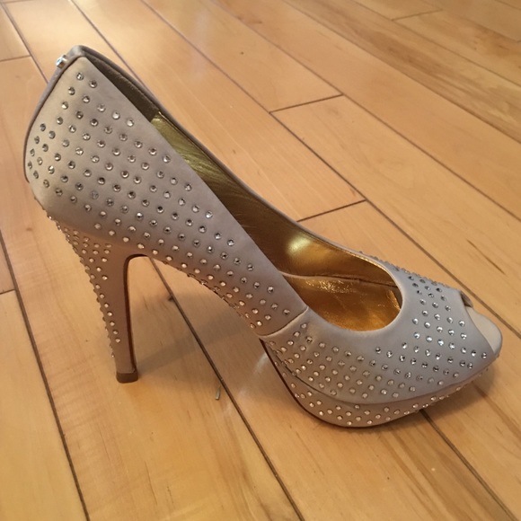 Brand new Ted Baker Peep Toe Pumps - Picture 2 of 4