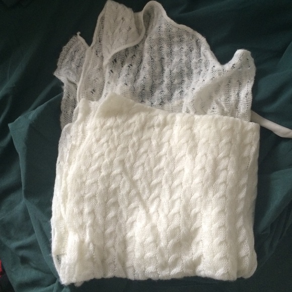 Long cream scarf