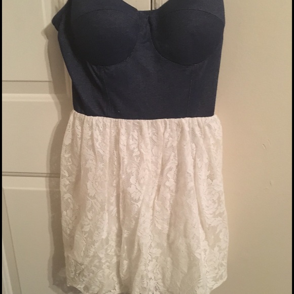 Cute denim and lace mini dress!!!💫