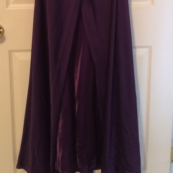 Prom dress - Picture 2 of 3