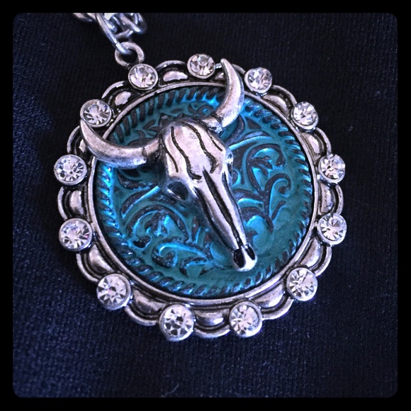 Western long necklace