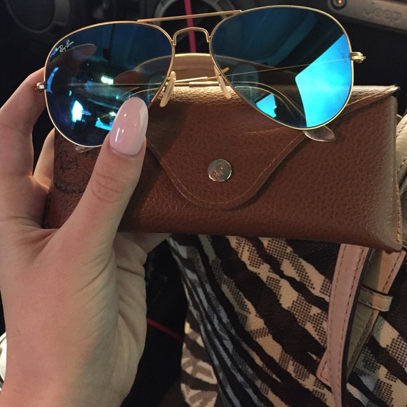 Ray Ban Aviators : TRADED