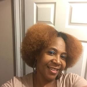 Meet your Posher, April