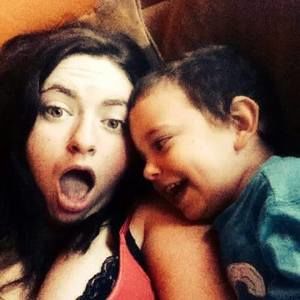 Meet your Posher, Larissa