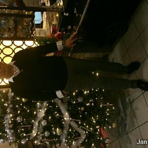 Meet your Posher, Christopher