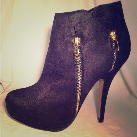 ⚡️High Heel Booties✨